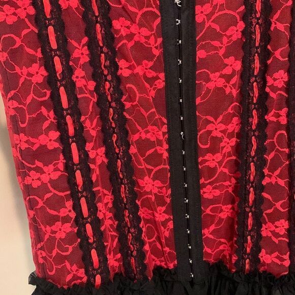 Red  Lace Corset - Picture 5 of 5